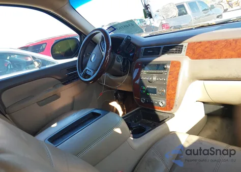 2010 Chevrolet Avalanche 1500 Lt1 из США, поврежденный, VIN 3GNNCFE02AG276628